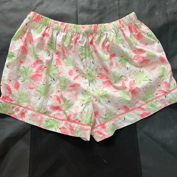 Cynthia Rowley Flamingo Palm Pajama Set Short Sleeve Shorts in Pink and Green - Picture 6 of 9